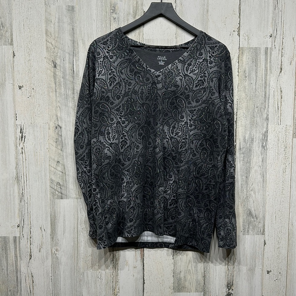 Falls Creek Women’s Gray long sleeve with glitter detail Size XL
